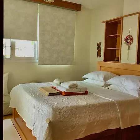 Persephone بيت للعطل *