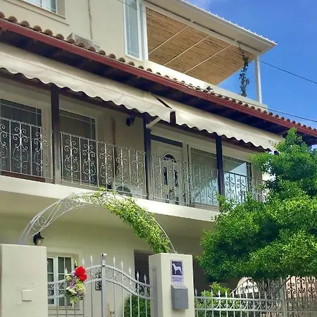 Hébergement de vacances Persephone